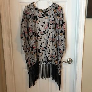 Floral Fringe Kimono 🌺